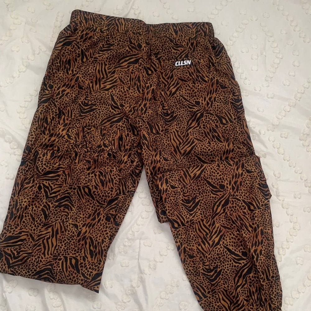 COLLUSION Unisex Lightweight Woven Animal Track Pants